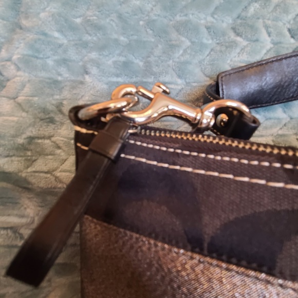 SOLD Coach Signature Stripe East West Monogram Handbag EUC - Picture 4 of 15